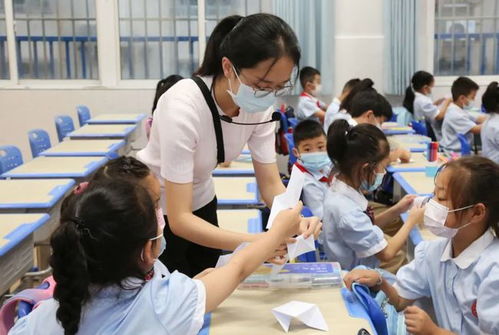 徐州中小學課后服務全面啟動 周五無作業(yè)，看護服務暖人心